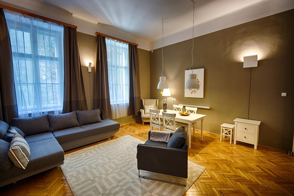 Sous Le Chateau Apartment